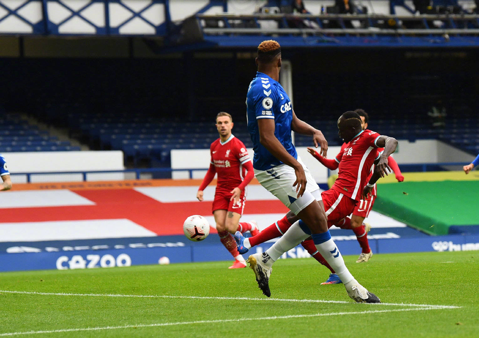 攻與防守平 攻與防守平